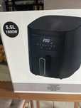 Fritadeira eletrica / airfryer 5.5 L . Nova em caixa selada