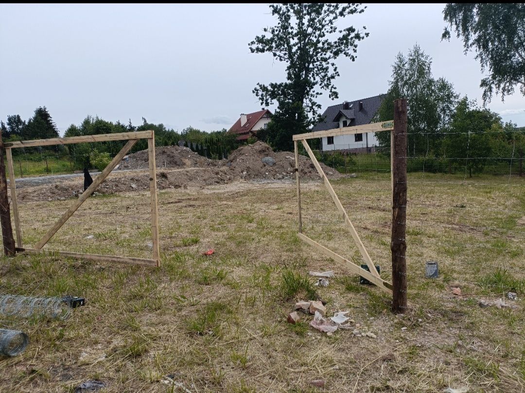 Ogrodzenie leśne tymczasowe budowlane