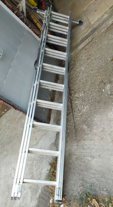 Драбина алюмінієва 3х10, розкладна, стрімянкка