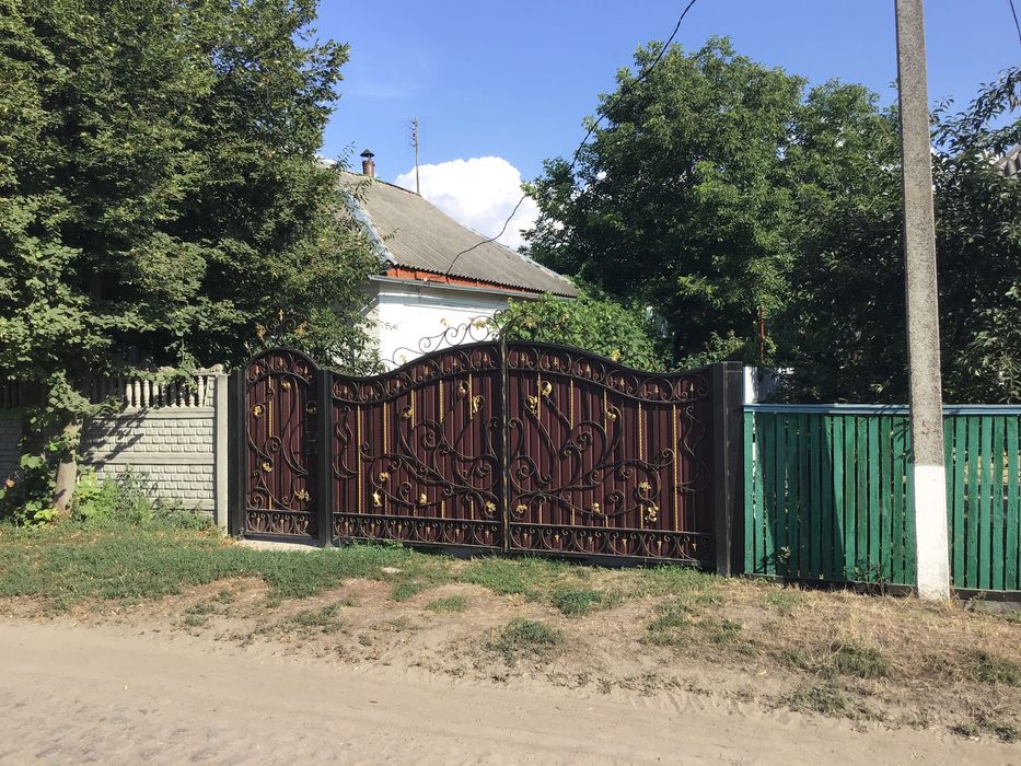 Продам або здам в оренду будинок.