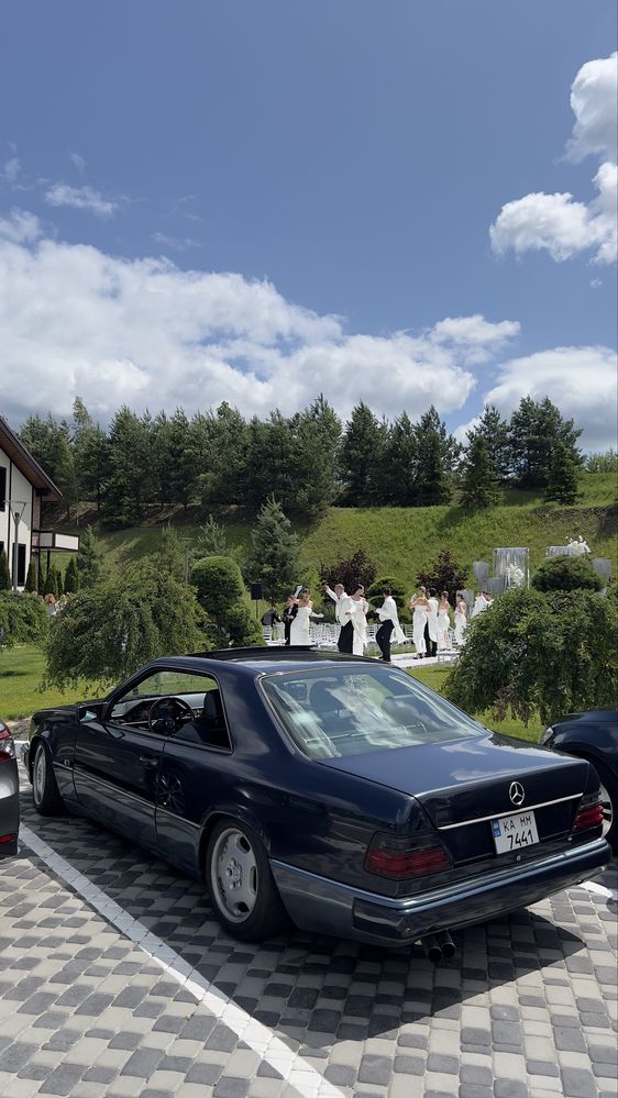 Mercedes benz c124