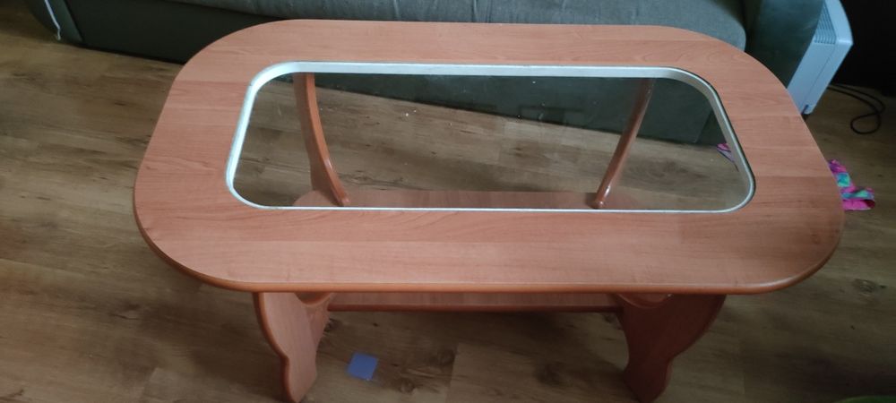 Stolik kawowy używany.