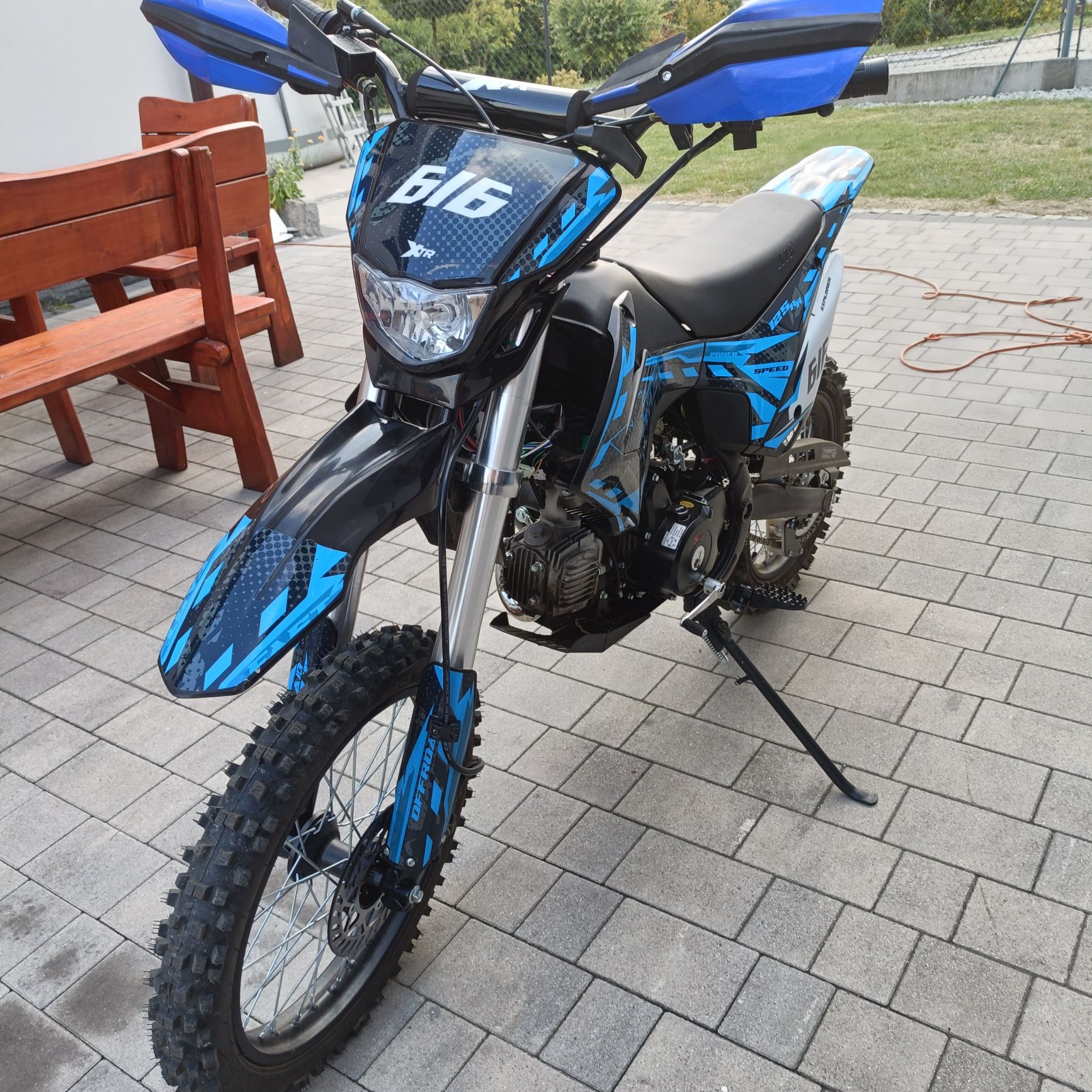Cross xtr 150cc³ stan bardzo dobry.