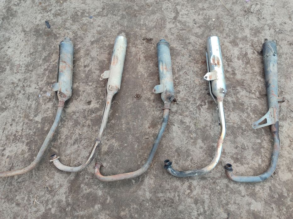 Вихлопні труби на Jianshe 125 150