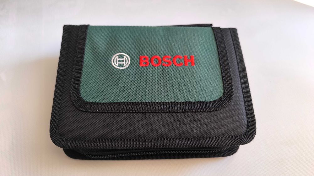 26 częściowy zestaw bitów, nasadek i narzędzi ręcznych BOSCH
w etui.