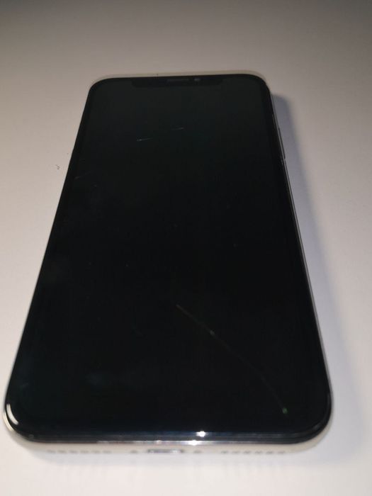 Смартфон IPhone XS