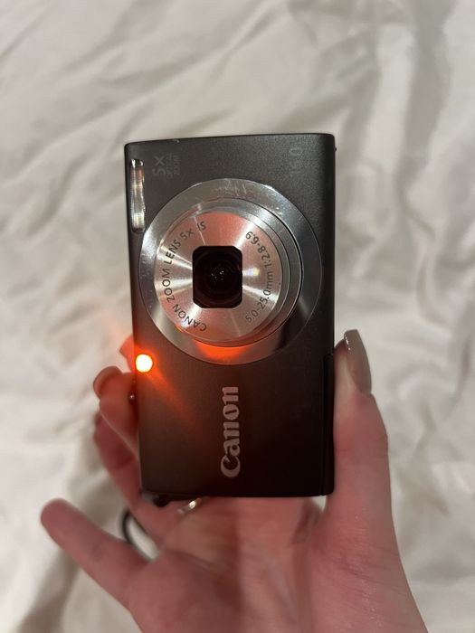 Canon Powershot a2400is чорний