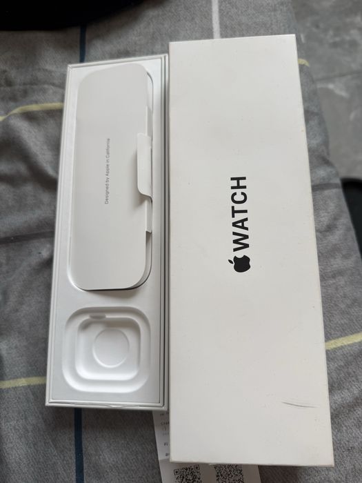 Продам apple watch se 40мм( 2 серія)