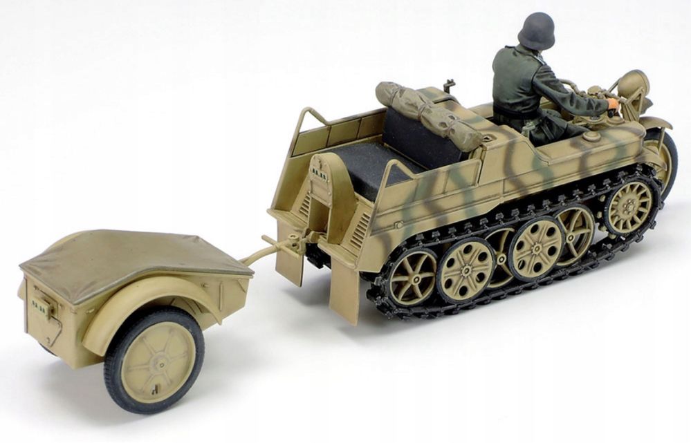 Model 1:35 Pojazd Sd.Kfz.2 Kettenkraftrad mid 35377 Tamiya