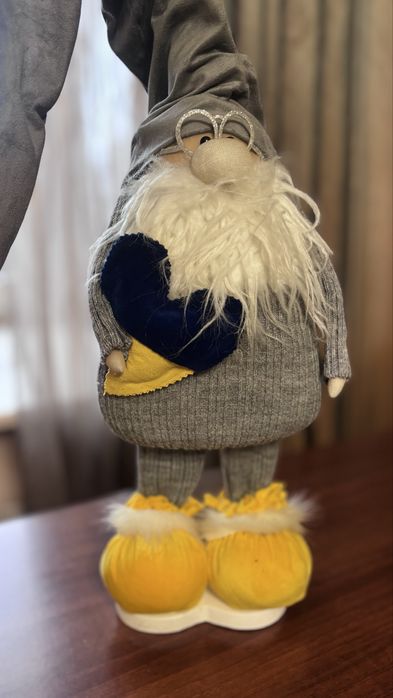 Новорічний гном українець)