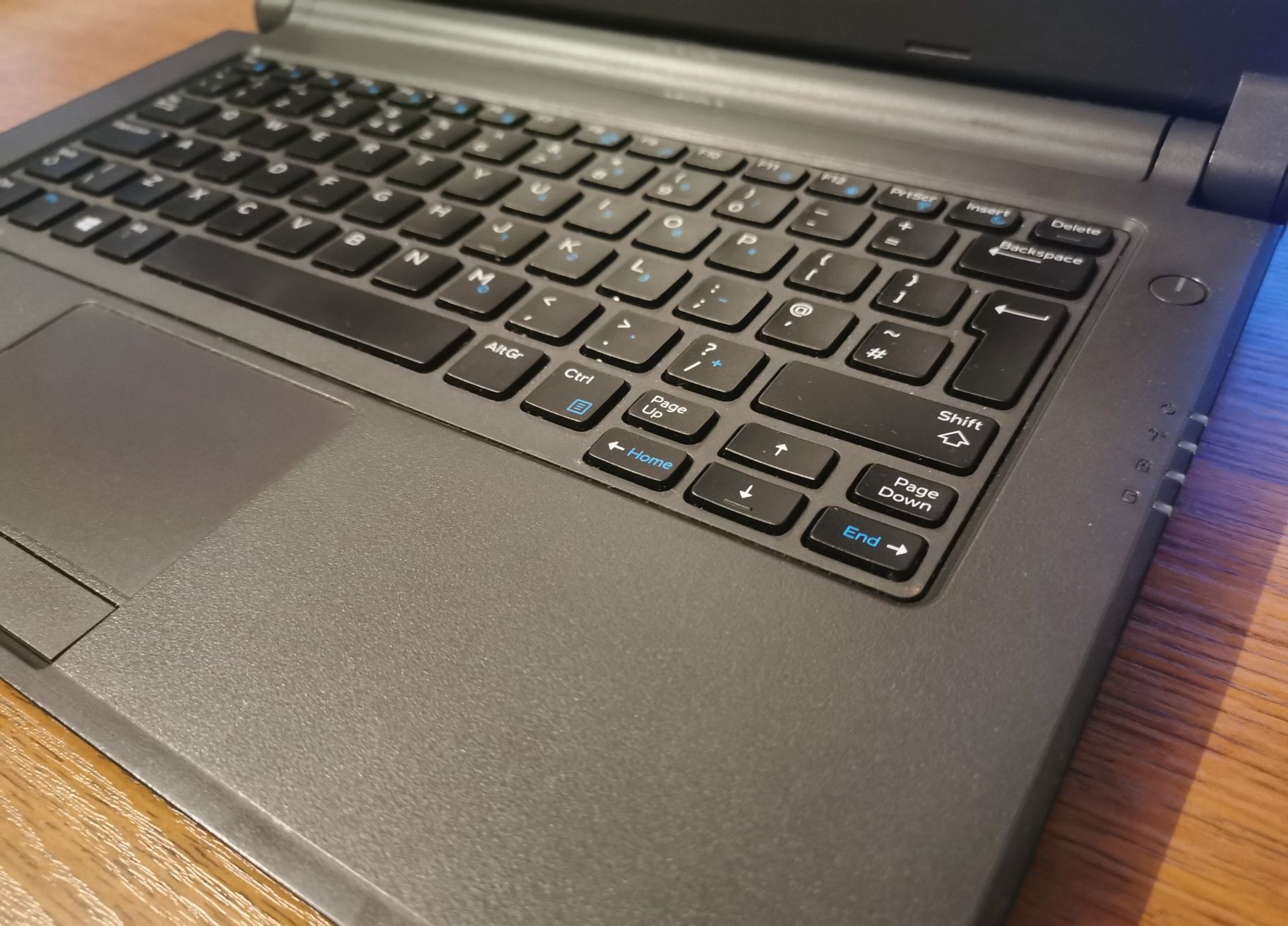 Dell Latitude E3350 jak nowy 13 cali