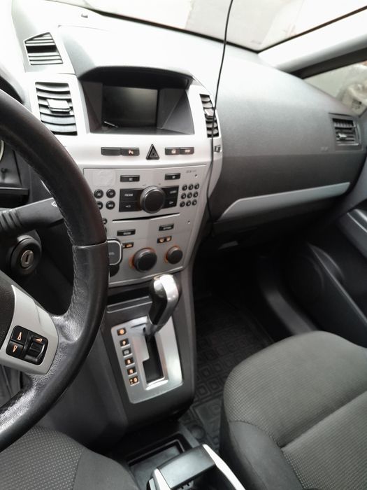 Продам Опель зафіра В 2009 року 1.9сді.клімат контроль.круіз.обслужена