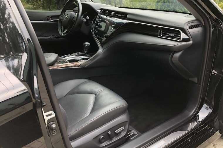 Toyota Camry 2020 V6