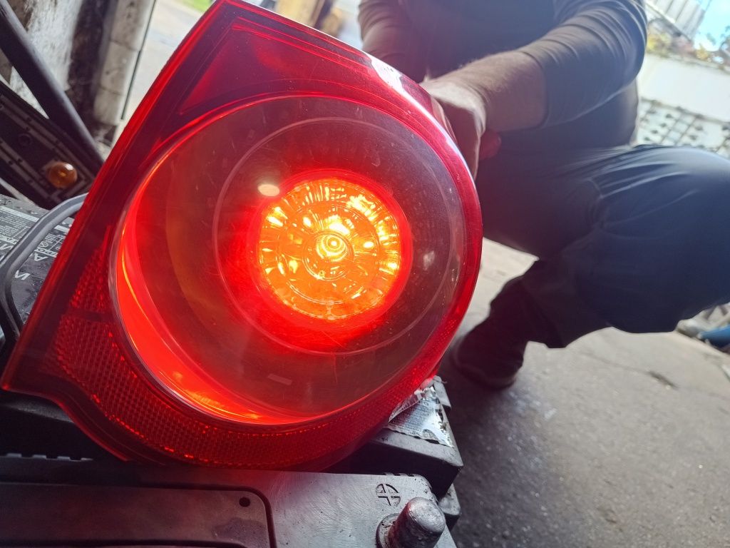 Lampa tył prawa VW Passat B6 kombi oryginał Europa gwarancja