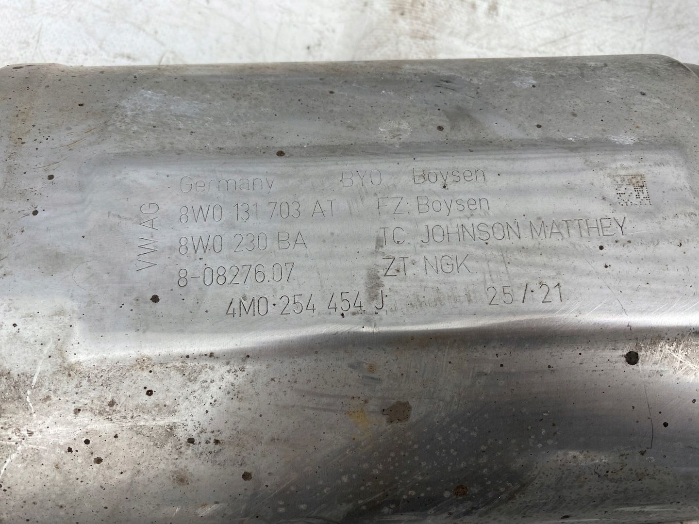 Audi 4M0254454 katalizator 8W0131703AT Filtr Dpf