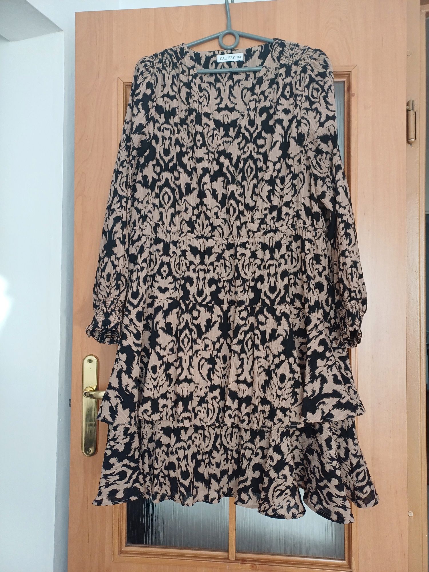 Elegandzka sukienka roz.44