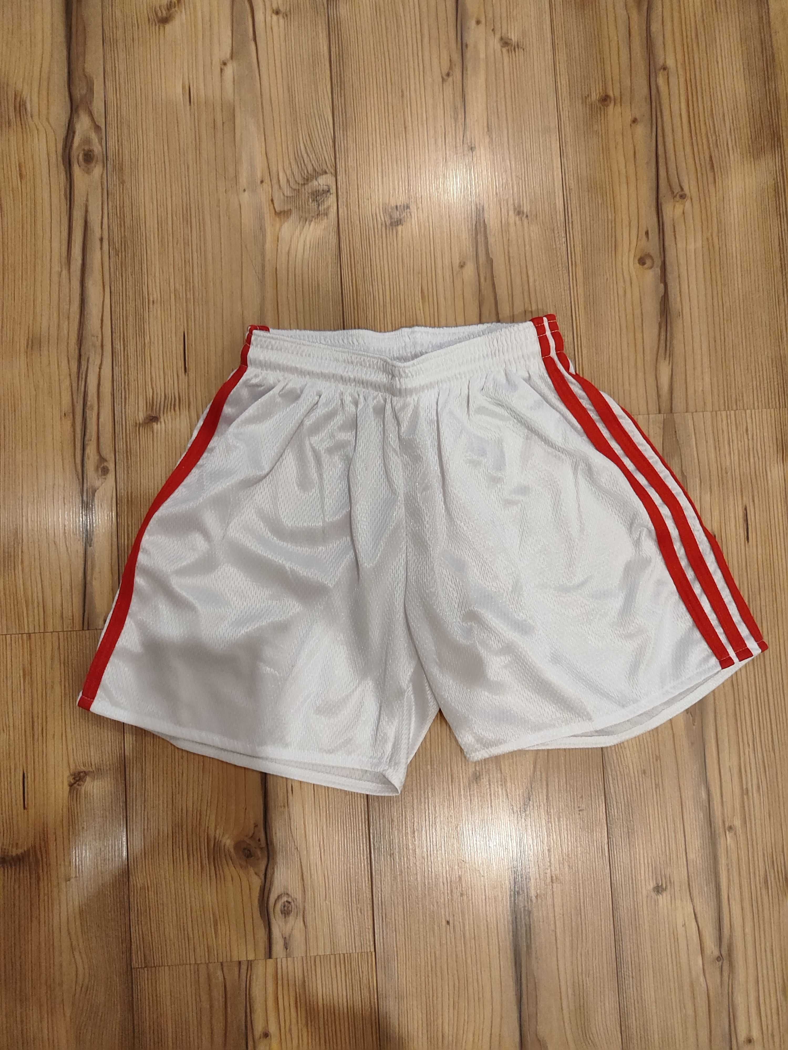Conjunto Benfica criança