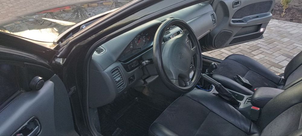 Nissan Maxima A32 3.0 V6