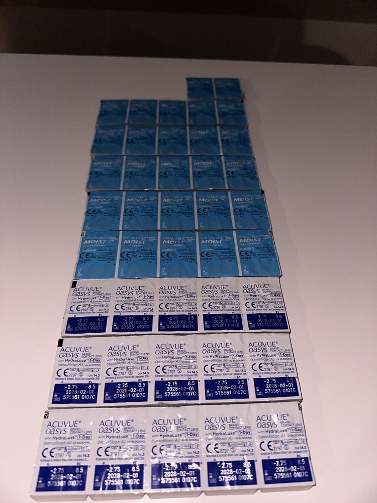 Soczewki jednodniowe Acuvue Oasys, Acuvue Moist 42 szt