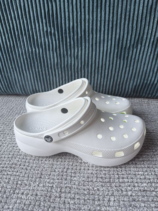 Klapki damskie Crocs Classic Platform r. 42-43 11 NOWE Białe