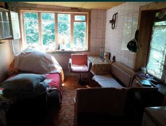 Продаю Дом Кирпичный в Центре 75м2 Газ. Вода. Электрика. Гараж. 15сот.