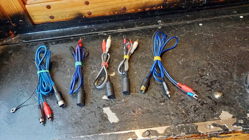 Адаптер DIN (3+5) 2x RCA для проигрывателя виниловых пластинок