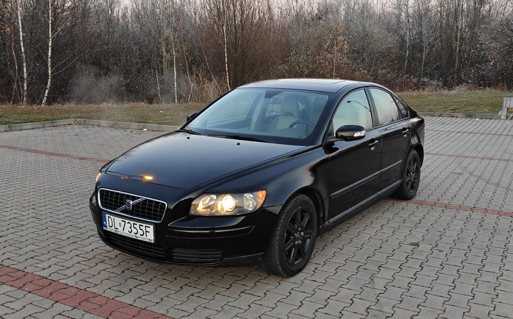 Volvo S40 II 2.4i 170KM LPG