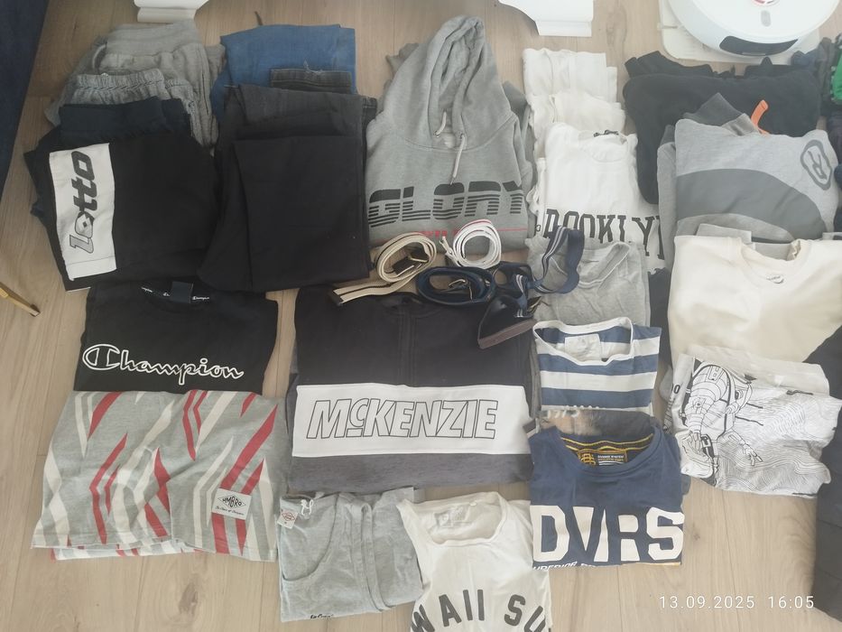 Paka ubrań męskich.S .   M