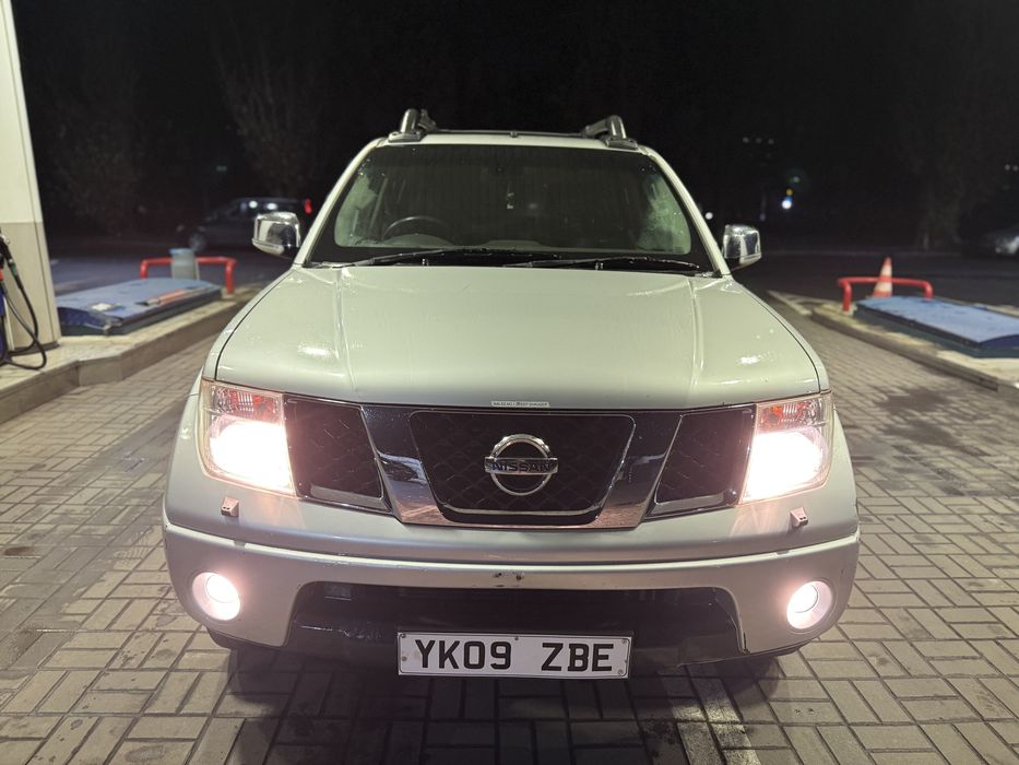 Nissan Navara D40 2.5tdi автомат