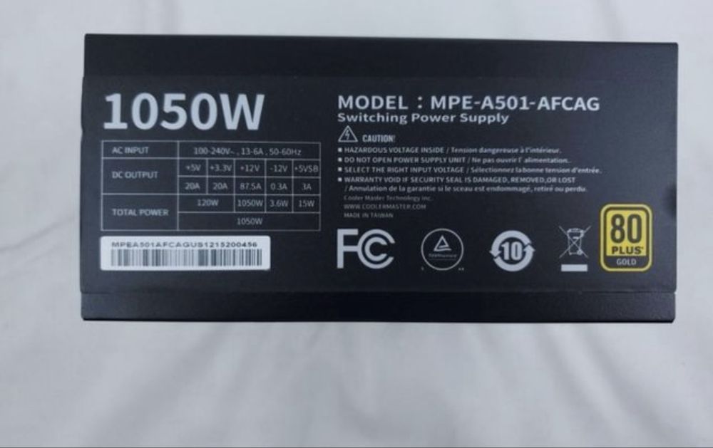 fonte de alimentacao cooler master 1050w