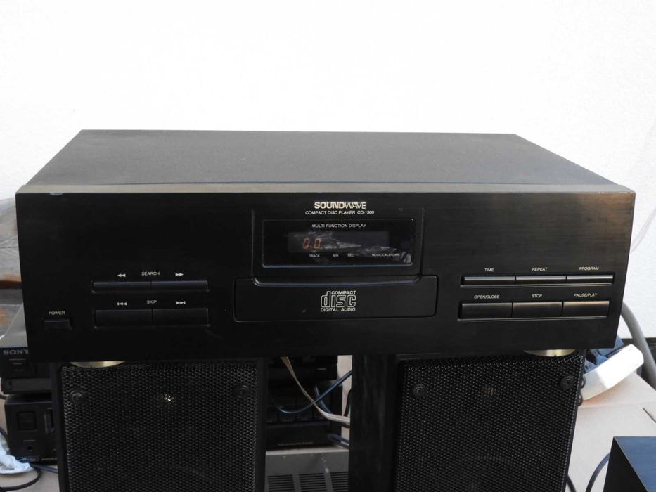 Odtwarzacz CD  Soundwave CD - 1300