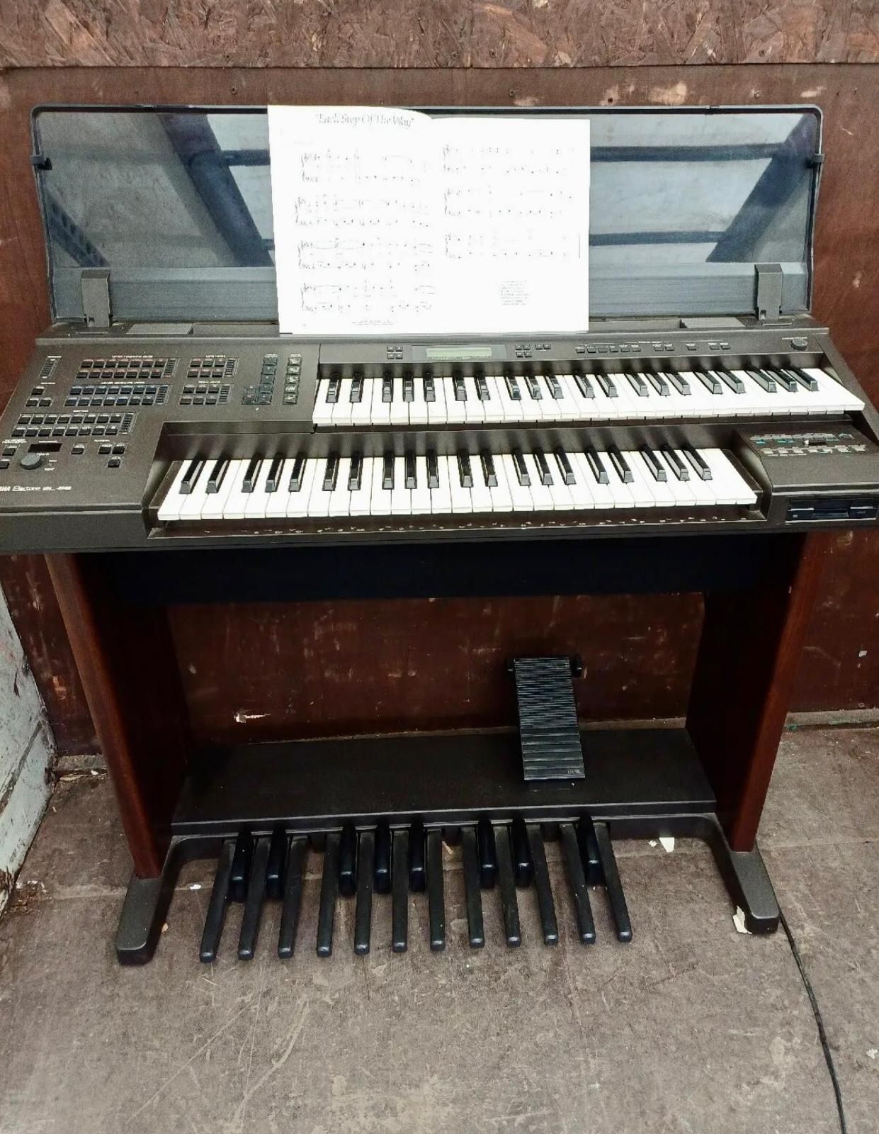 Yamaha Electone EL28 organy cyfrowe stacja dyskietek