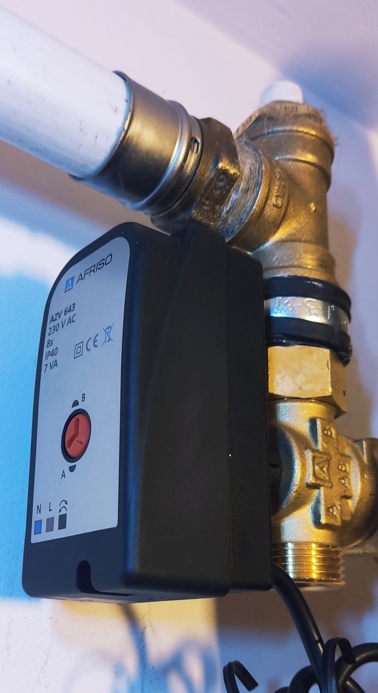 Zawór 3drozny trojdrozny elektrozawór Afriso Danfoss Honeywell nowe uz
