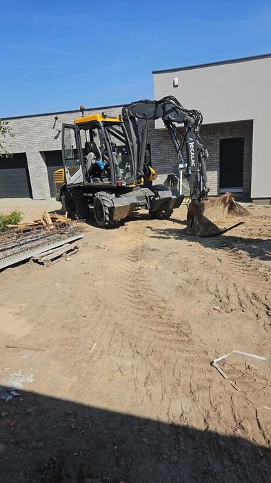 Usługi Mecalac koparko ładowarką, roboty ziemne, fundamenty,