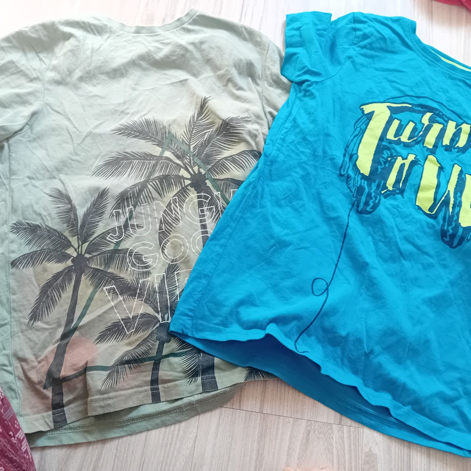 T-shirty na 140-146 cm