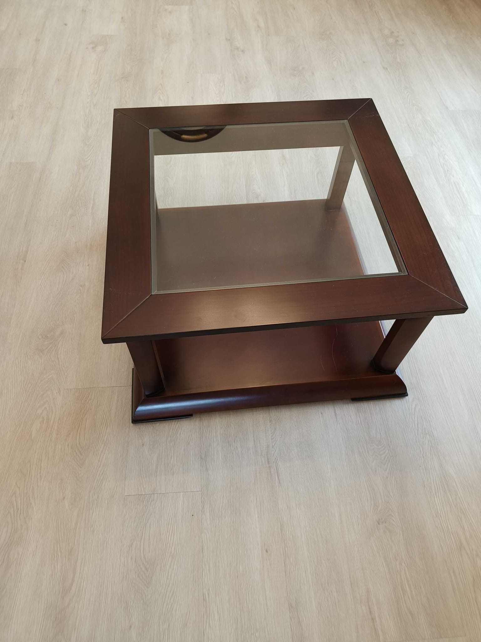 Mesa de Centro em Madeira com Vidro – Excelente Estado