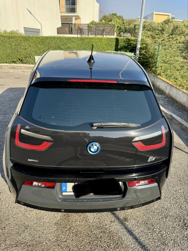 BMW i3 REx cinzento escuro ano 2015 e 157000km