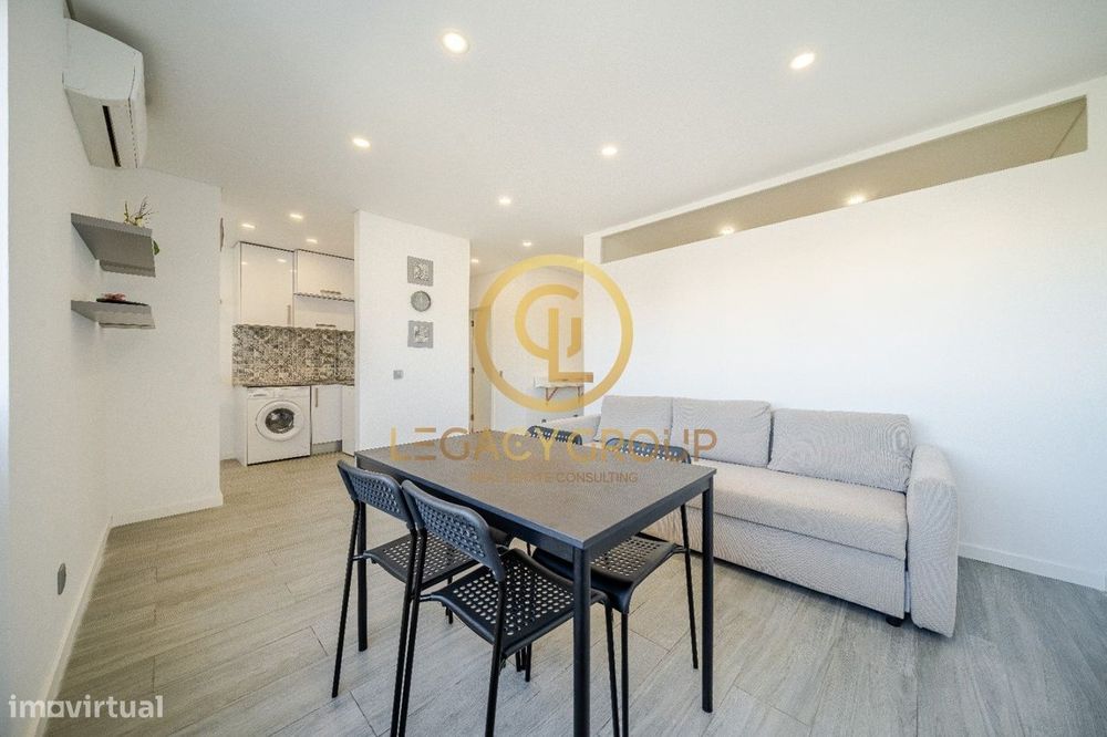 Apartamento T0+1 Remodelado Armação de Pêra a 3 Minutos da Praia