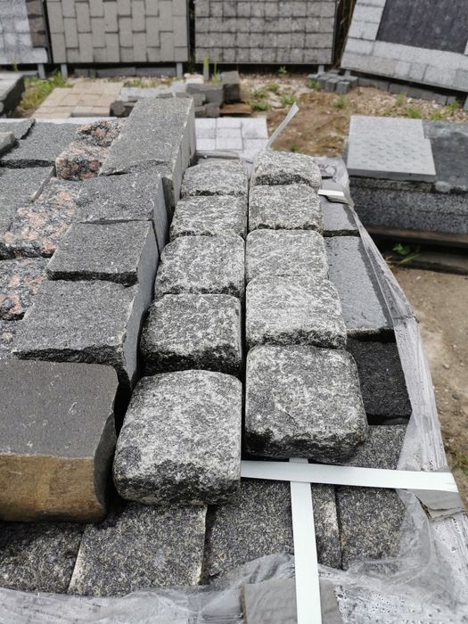 Kostka Granitowa otaczana Czarna Gabro