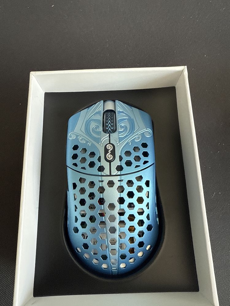 Finalmouse  Starlight-12  Poseidon mysz-Gamingowa