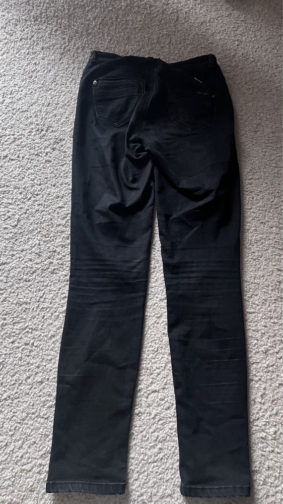 Trzy pary spodni M espirit, gap, rocks jeans