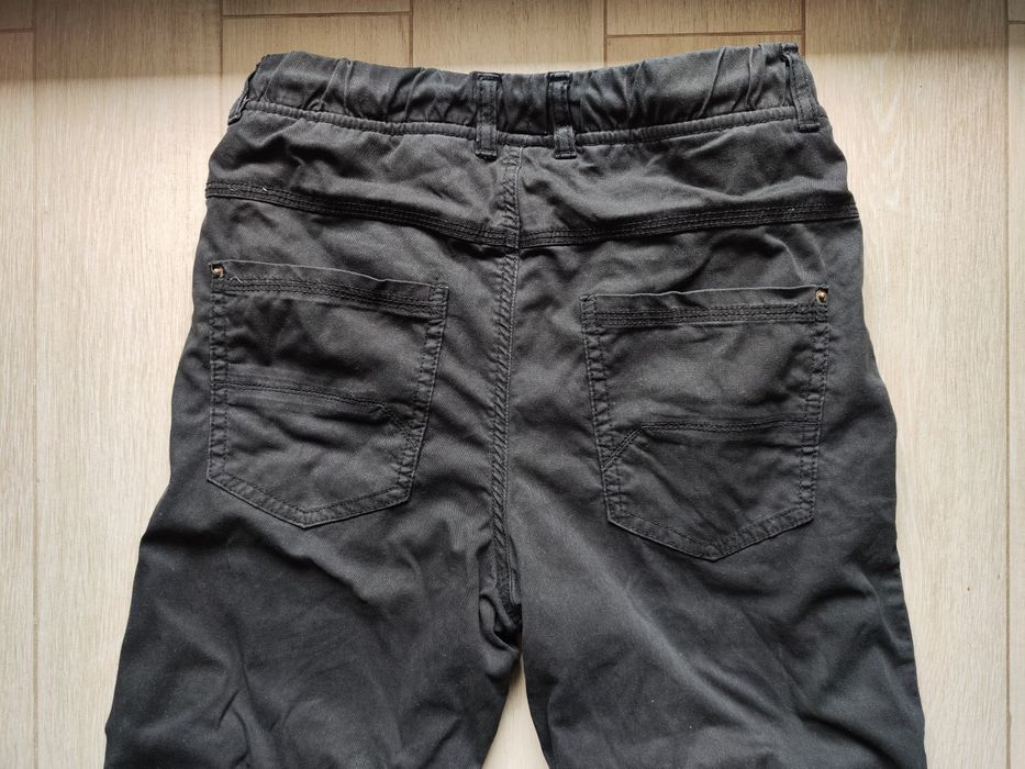 Ocieplone spodnie dla nastolatka, stan idealny, 170cm, Reserved