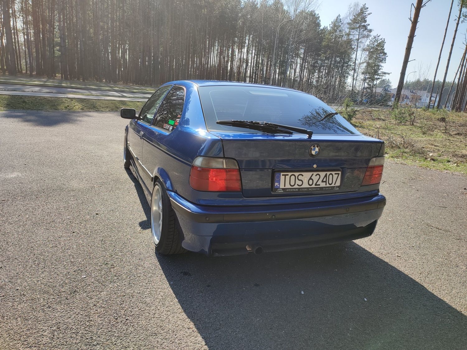 BMW e36 compact m44b18 avusblau metalic