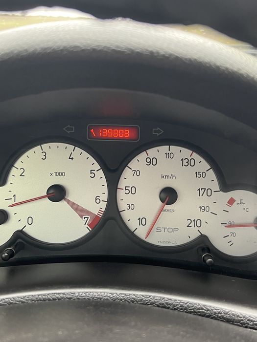 Продам авто Peugeout 206 2008року. Пробіг 139000км.