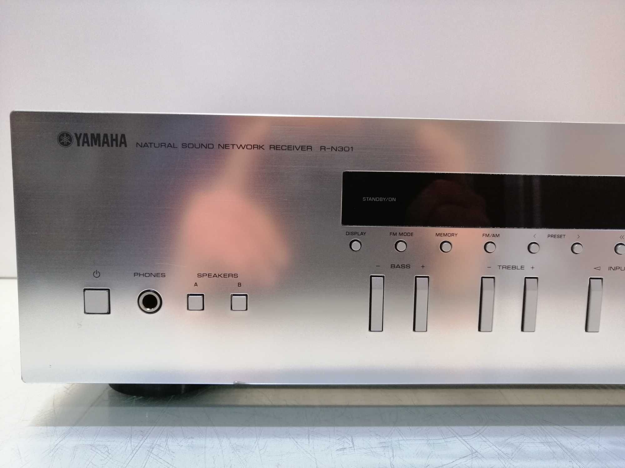 Amplituner Yamaha R-N301