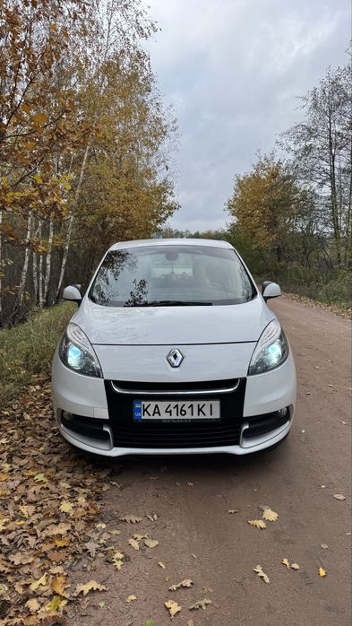 Рено Сценік 1.5 дизель авто під виплату або розтермінування