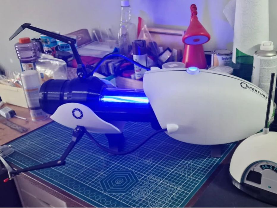 Réplica Detalhada Portal Gun (elétrica)
