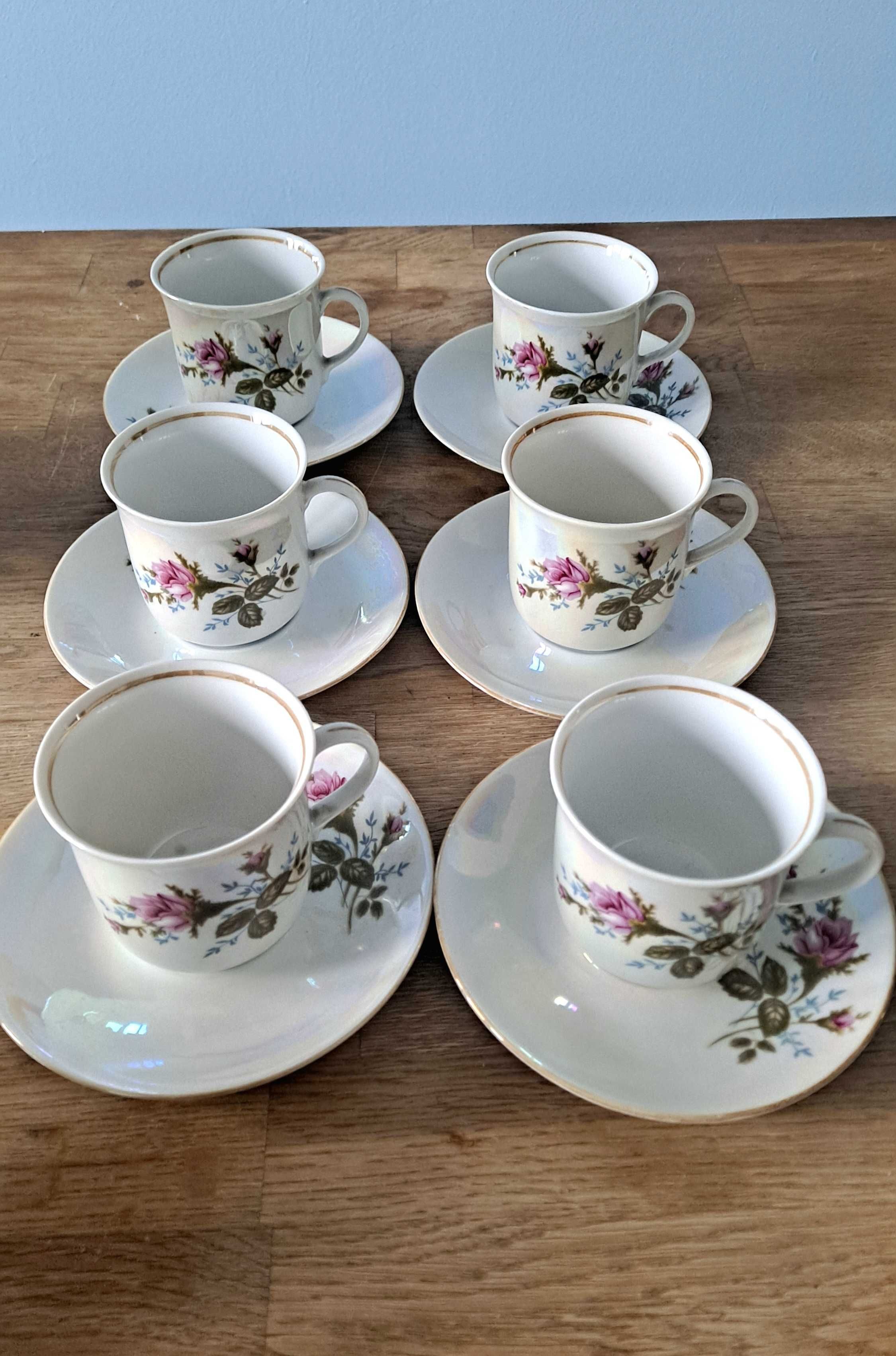 Serwis kawowy porcelana Wawel PRL dla 12 osób