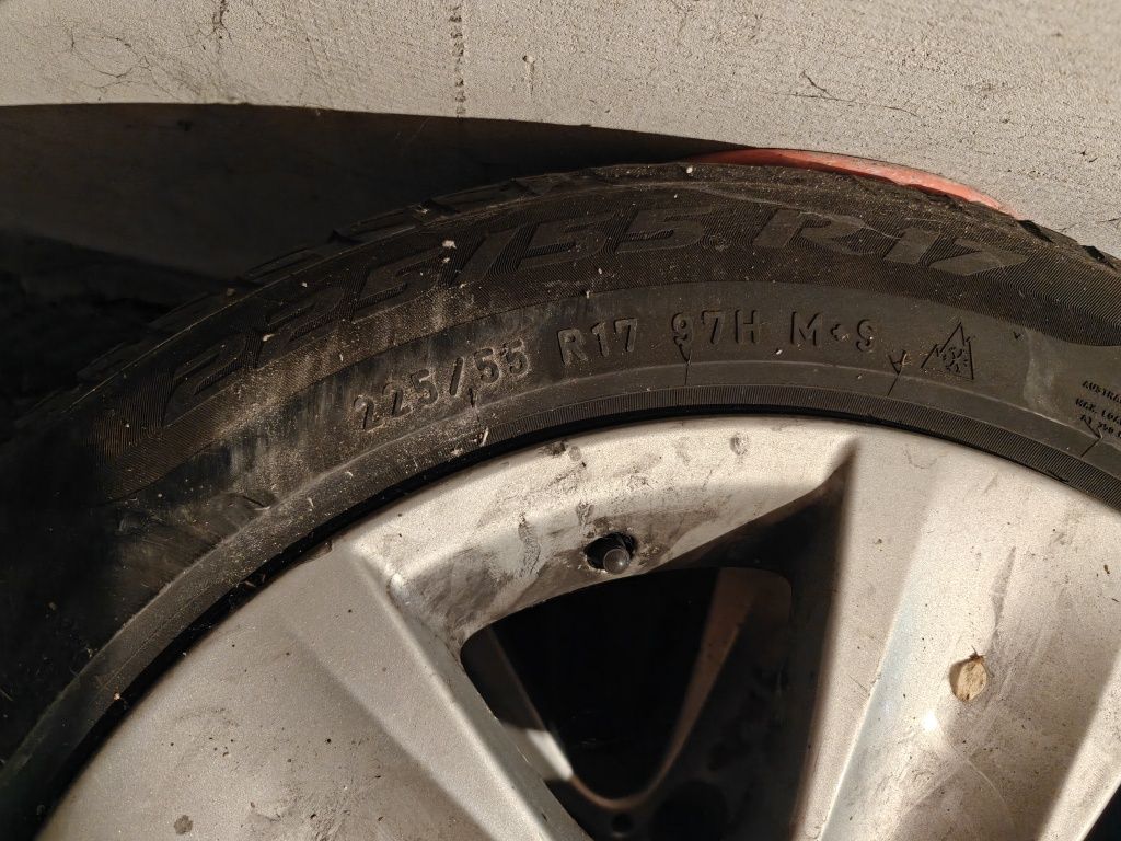 Koła do BMW f10 225/55/17 zima