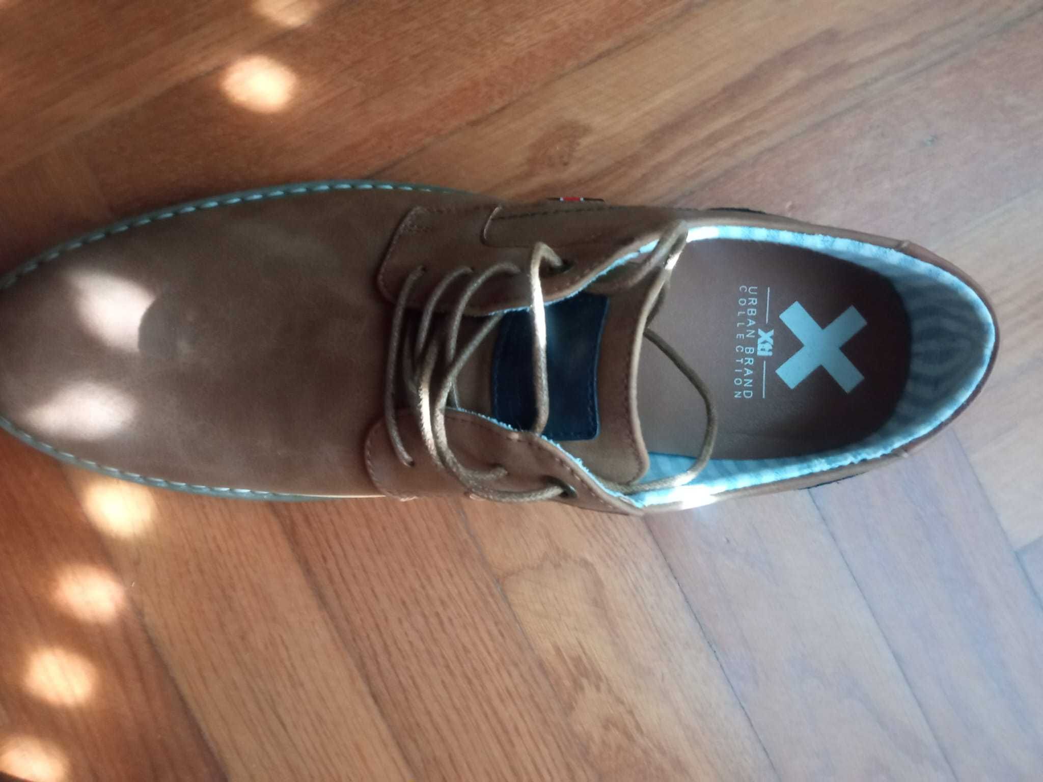 Sapatos clássicos